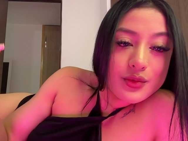 candyhott9a online show from July 24, 9:40 pm
