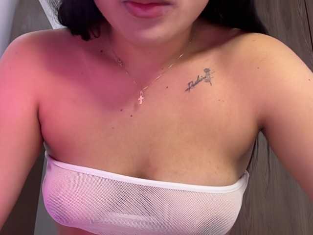 candyhott9a online show from July 28, 10:49 pm