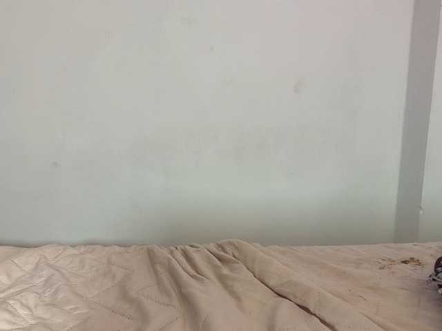candyhott9a online show from August 14, 1:20 am