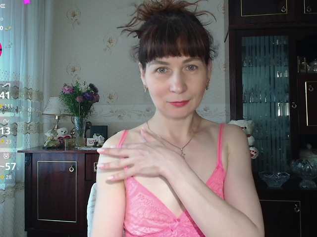 caroliiine online show from August 15, 6:50 am