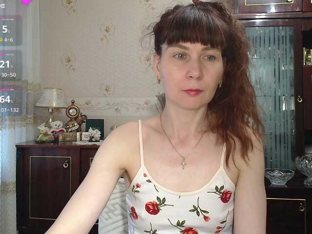 caroliiine online show from August 15, 1:26 pm