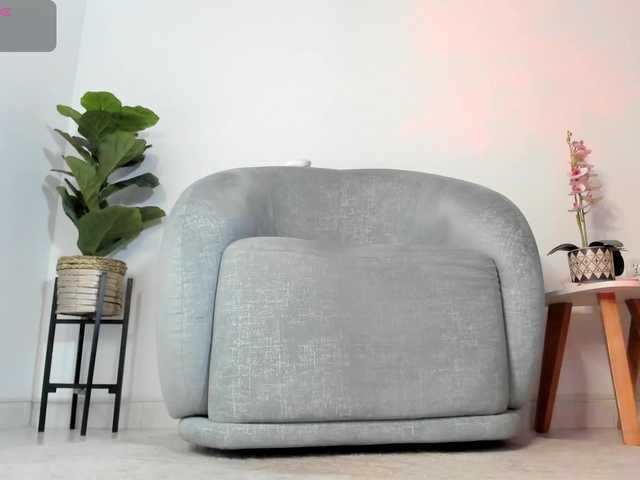 carolynee1 online show from August 3, 9:11 pm