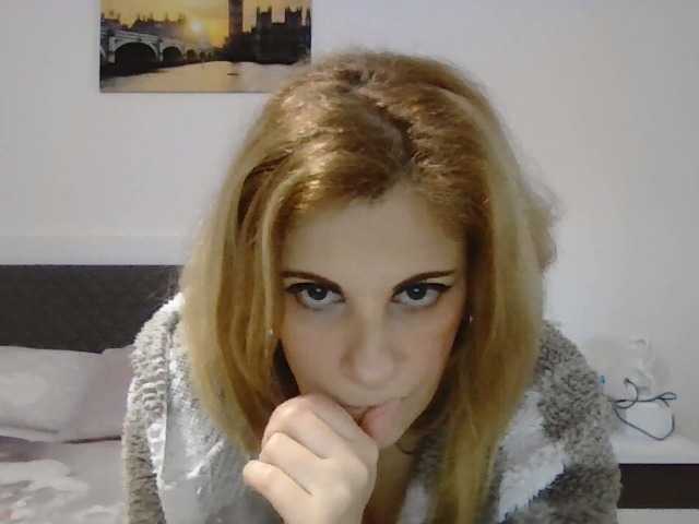 cassandra691 online show from March 21, 3:15 pm