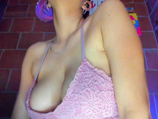 cata-anngel online show from August 13, 2:47 am