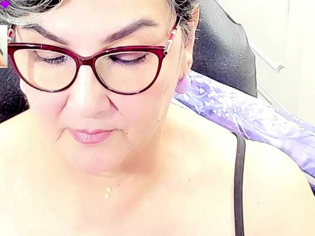 cataleya-mom online show from July 30, 8:32 am