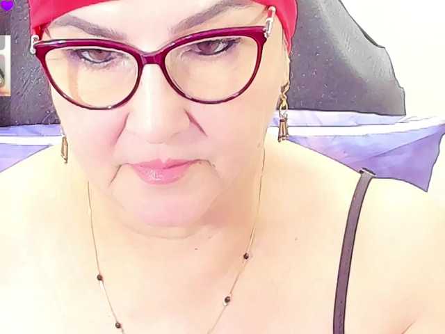 cataleya-mom online show from August 5, 8:45 am