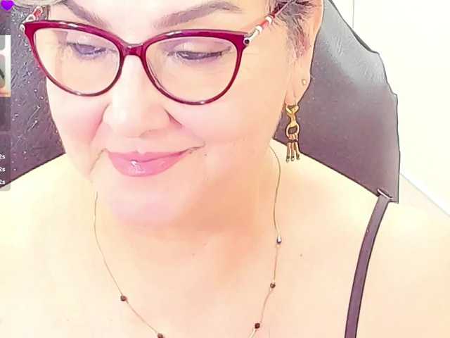 cataleya-mom online show from August 5, 6:17 pm