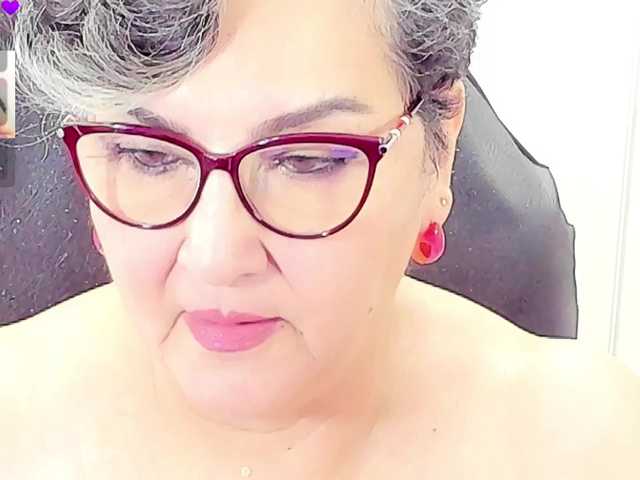 cataleya-mom online show from August 6, 9:52 am