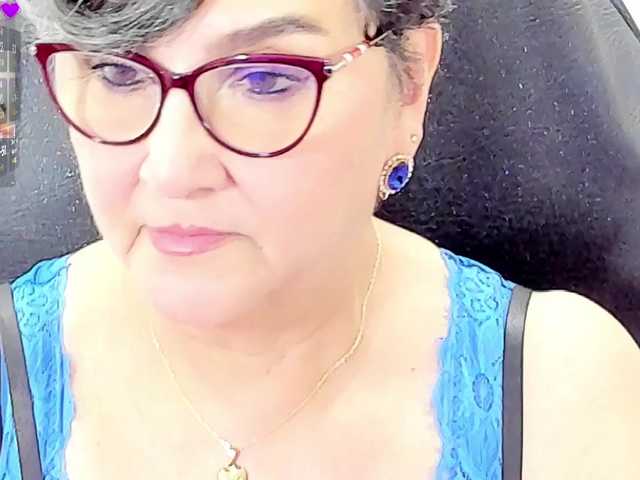 cataleya-mom online show from August 9, 3:40 am