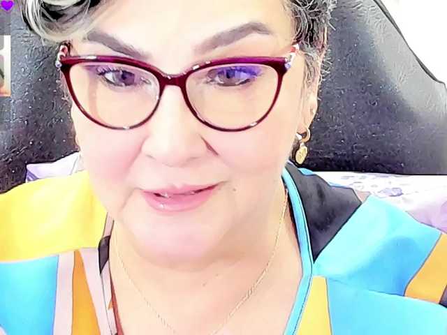 cataleya-mom online show from August 13, 10:46 pm
