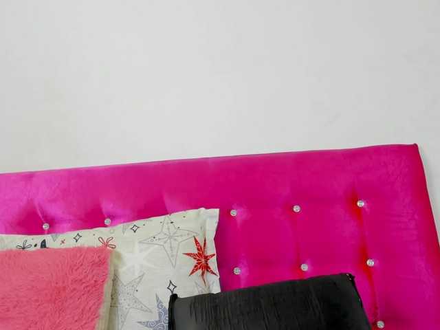 celena-squirt online show from August 3, 3:35 am