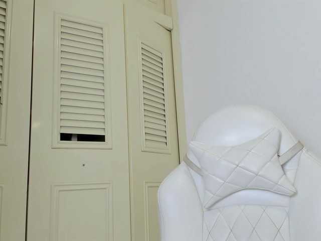 celena-squirt online show from August 15, 11:03 am