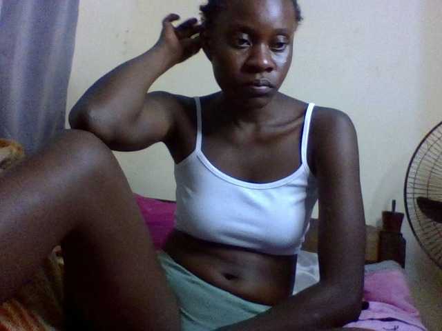 charmychassy27 online show from July 1, 6:20 pm