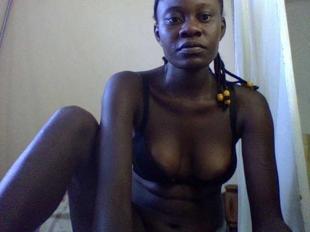 charmychassy27 online show from July 7, 7:45 am