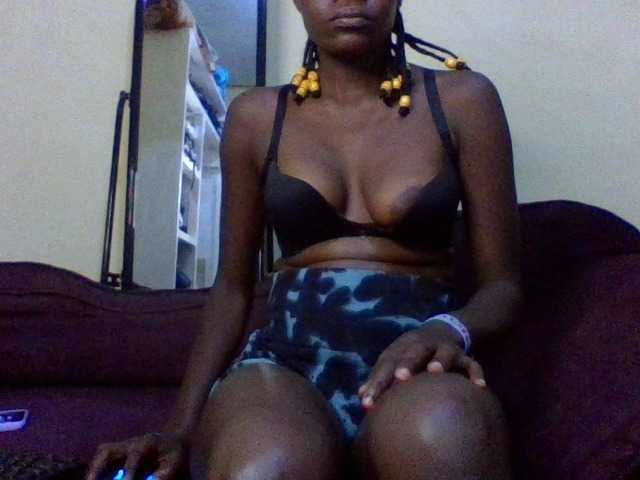 charmychassy27 online show from July 9, 5:29 pm