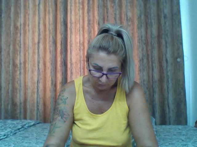 ChaudeEvely online show from July 14, 12:30 pm