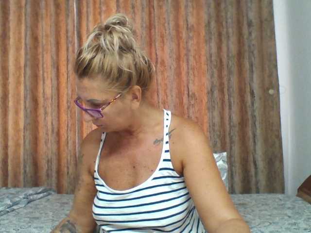 ChaudeEvely online show from July 16, 12:28 pm