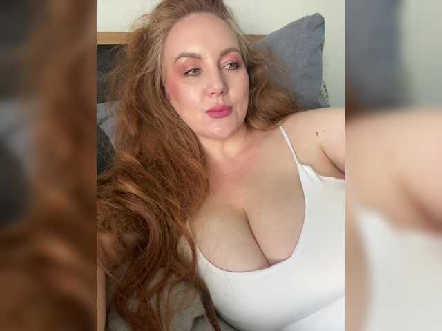 cherryygirl online show from September 9, 10:45 am