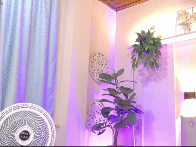 chloe-rosse online show from August 7, 6:19 pm