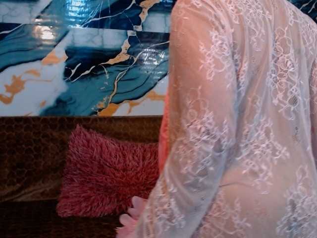 choclatelipsxxx online show from August 5, 6:06 pm