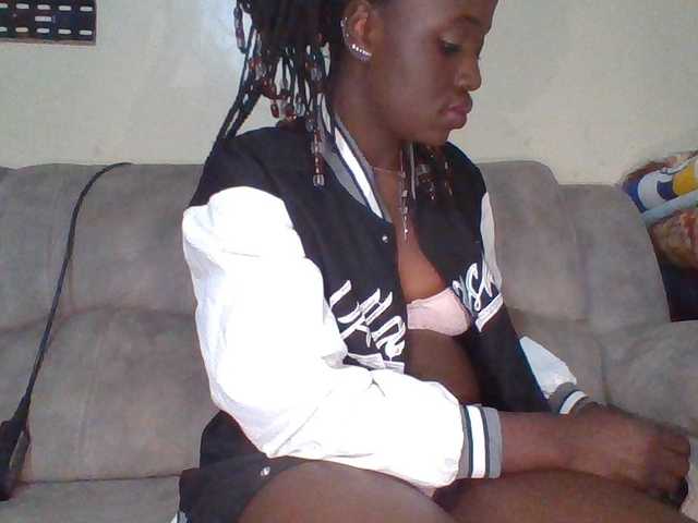 chocolateAss-cake007 online show from August 7, 9:15 pm
