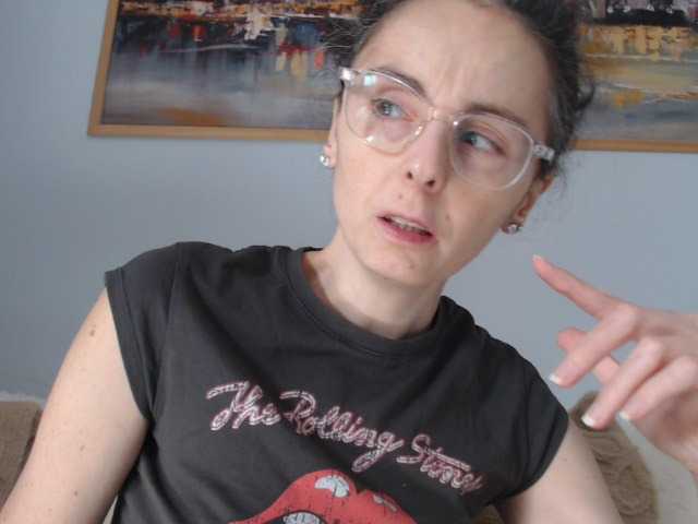 cleophee online show from September 10, 10:39 am