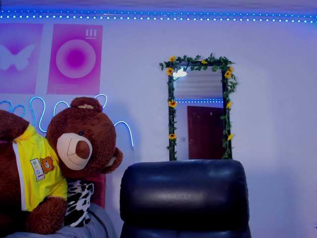 cloe777 online show from August 7, 12:21 am