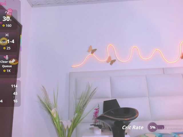 cora-luxe online show from August 15, 12:20 pm