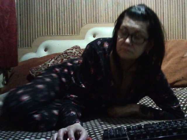 coupleofcoolx online show from June 15, 8:29 pm