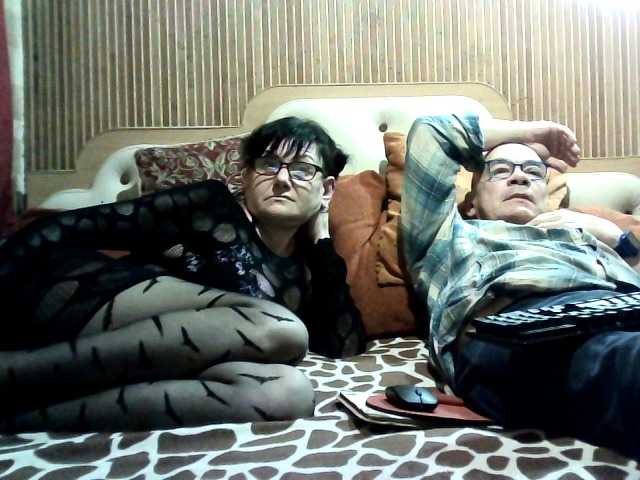 coupleofcoolx online show from June 26, 8:23 pm