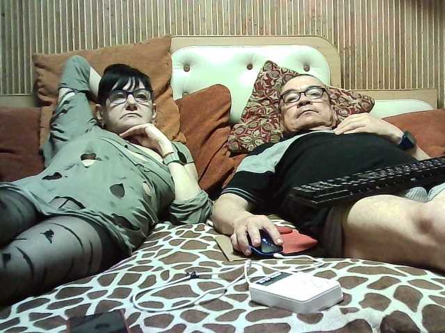 coupleofcoolx online show from July 2, 9:05 pm