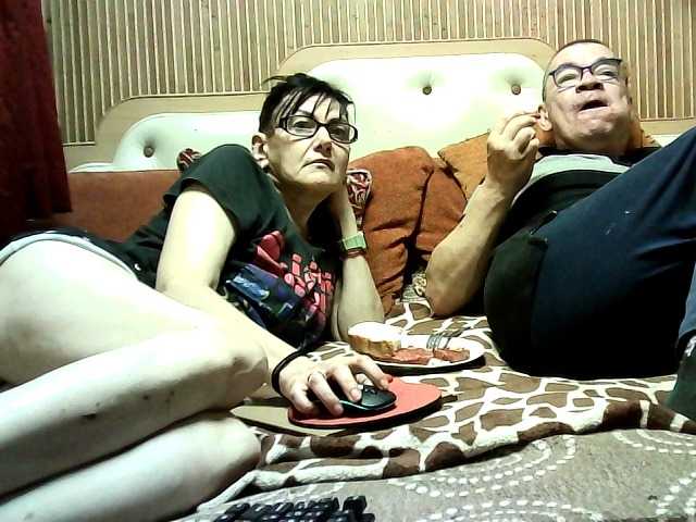 coupleofcoolx online show from July 5, 6:11 pm