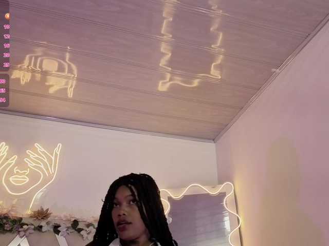 cristalbroke-tay online show from August 13, 1:41 am
