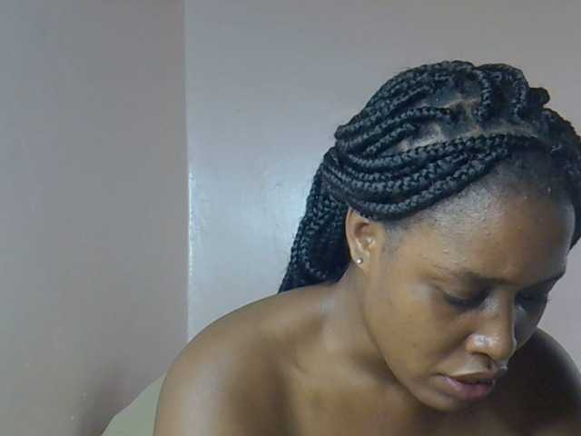 cute-africanah online show from June 26, 12:25 am