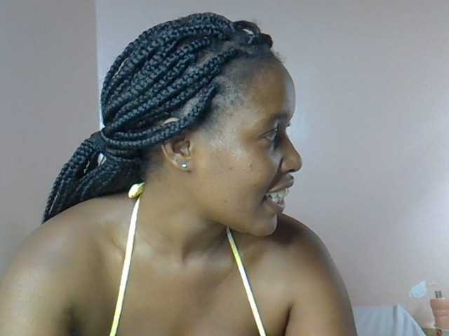 cute-africanah online show from June 30, 12:34 am