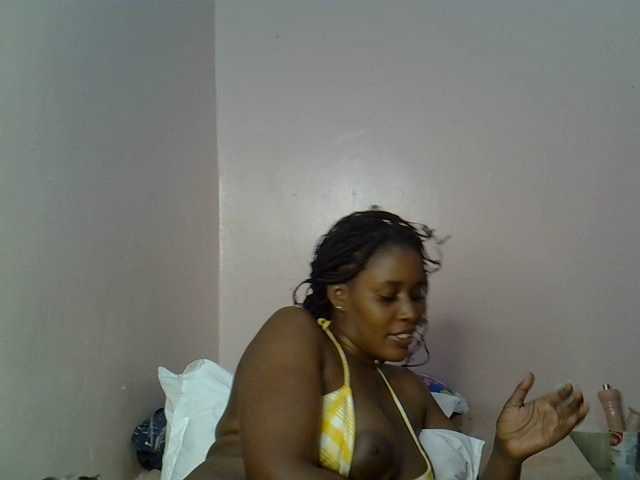 cute-africanah online show from July 3, 5:09 am