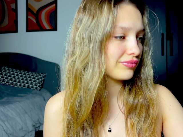 cute-honey online show from March 13, 11:44 pm