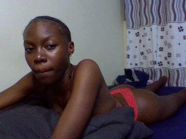 cute-lotty online show from July 16, 5:25 pm