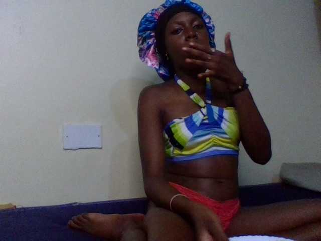cute-lotty online show from July 20, 7:17 pm
