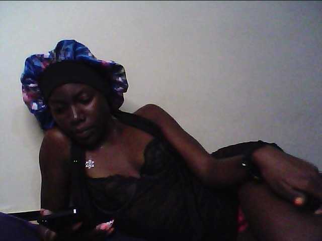 cute-lotty online show from July 27, 4:12 pm