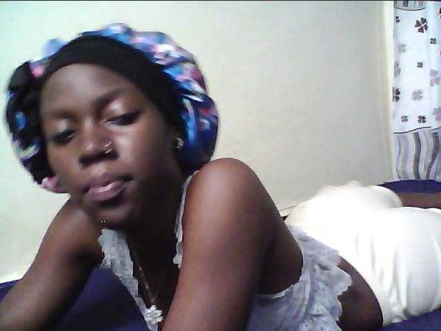 cute-lotty online show from July 29, 11:12 pm
