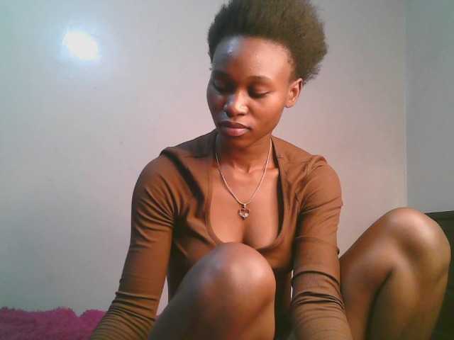 cute-tasha online show from July 31, 7:30 pm