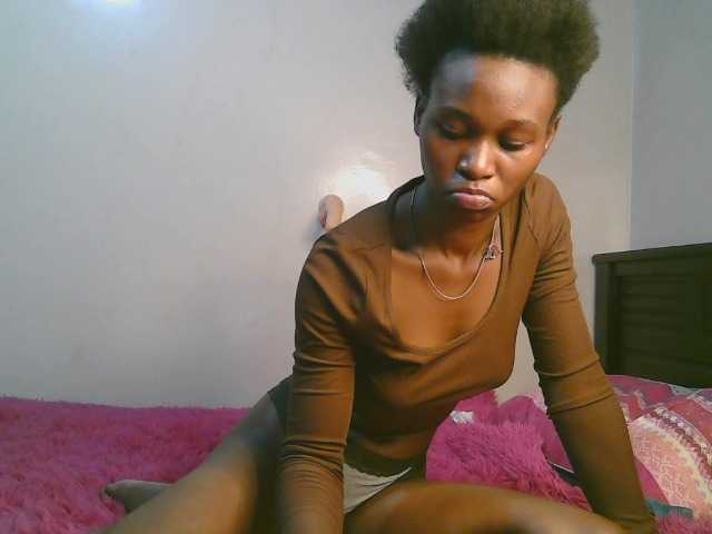 cute-tasha online show from August 1, 4:18 am