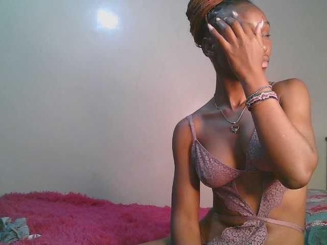 cute-tasha online show from August 4, 9:56 pm