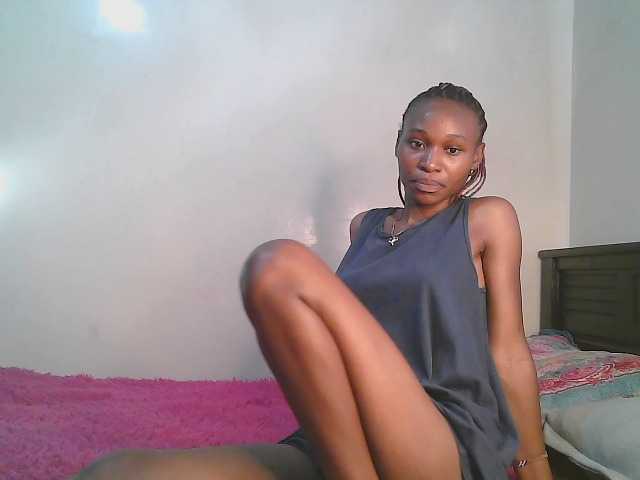 cute-tasha online show from August 6, 2:05 pm