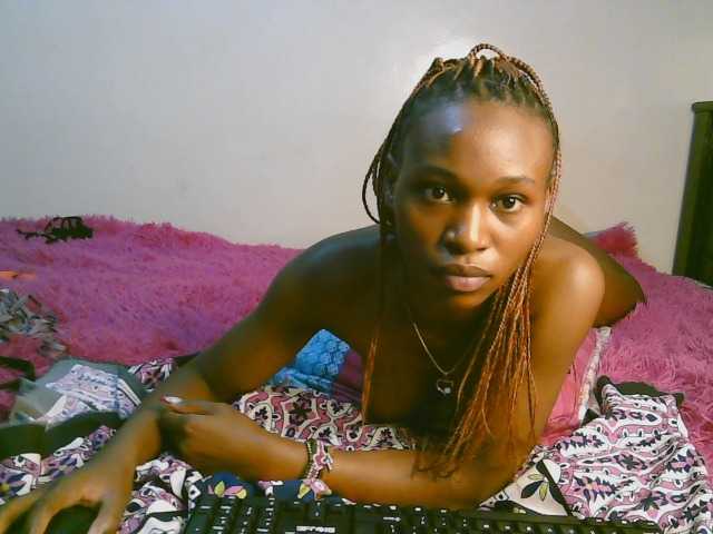 cute-tasha online show from August 6, 3:11 pm