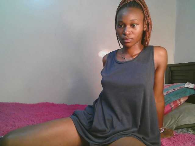 cute-tasha online show from August 7, 8:20 pm