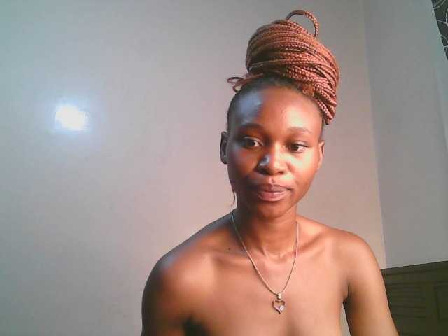 cute-tasha online show from August 8, 11:27 pm
