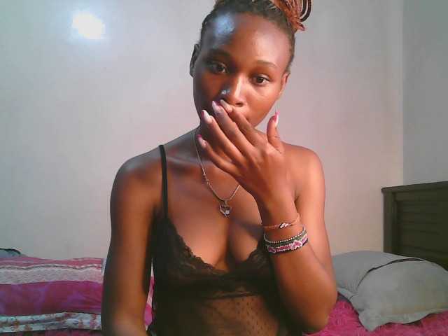 cute-tasha online show from August 16, 12:09 pm