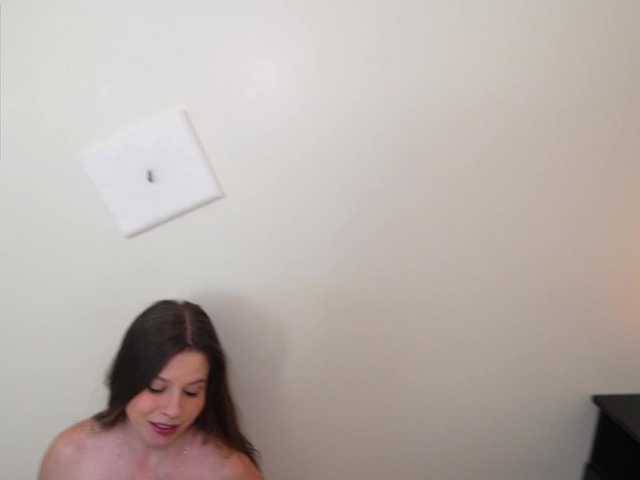 cutefacebigass1 online show from April 16, 6:04 pm